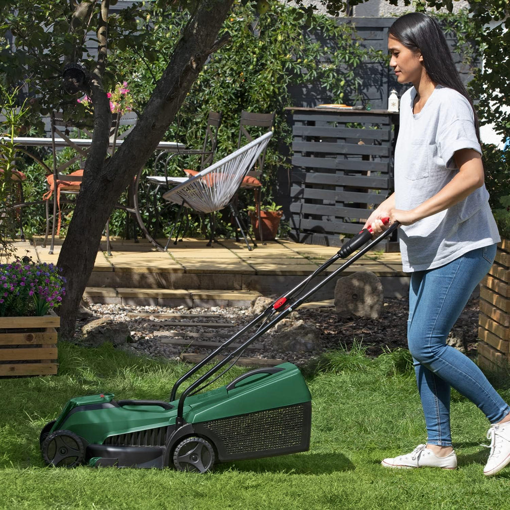Bosch Accu grasmaaier CityMower 18V-32-300 (18 Volt, 1x accu 4,0 Ah, maaibreedte: 32 cm, gazonoppervlakken tot 300 m², in doos)
