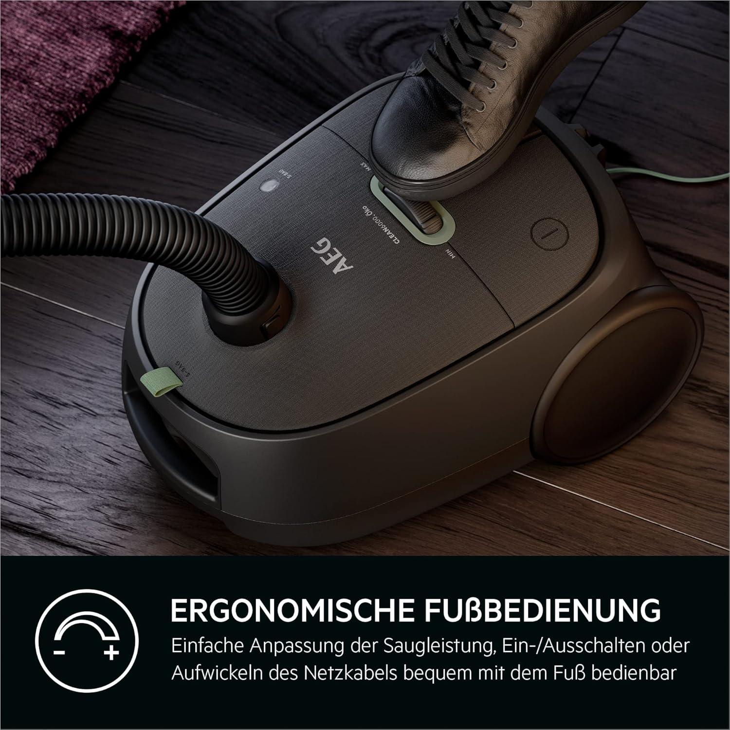 AEG CLEAN 6000 AB61C2DB stofzuiger met zak / hoge zuigkracht / incl. meubelmondstuk / 50% gerecycled plastic / ideaal voor huisdiereigenaren / reiniging van bekleding / 12 m snoer / 750 W / Blauw