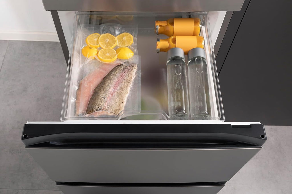 Hisense RB327N4AD2 koel-vriescombinatie/ NoFrostPlus/ Multiflow 360°/ HolidayMode/ FreshZone/ 182,4 cm/ koelgedeelte 171 l/ vriesgedeelte 85 l/ 41 dB/ 287 kWh/ jaar/ roestvrijstalen look