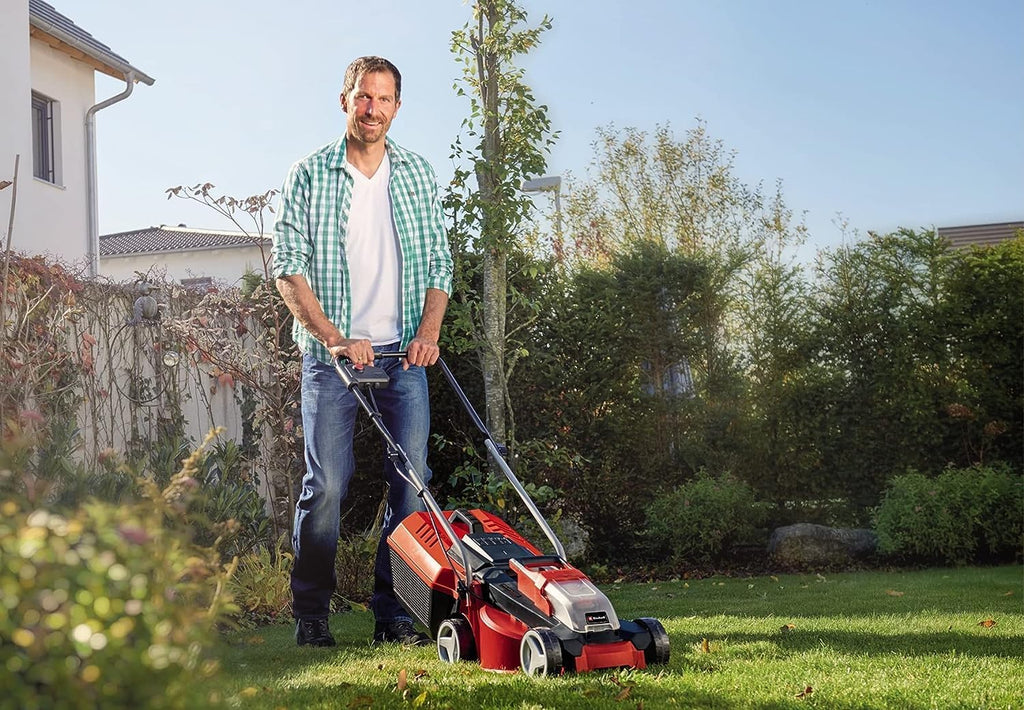 Einhell City Accu grasmaaier GE-CM 18/30 Li Kit Power X-Change (18 V, 30 cm snijbreedte, tot 150 m², borstelloos, 25 l opvangbak, 30-70 mm snijhoogte, incl. 3,0 Ah accu + oplader)