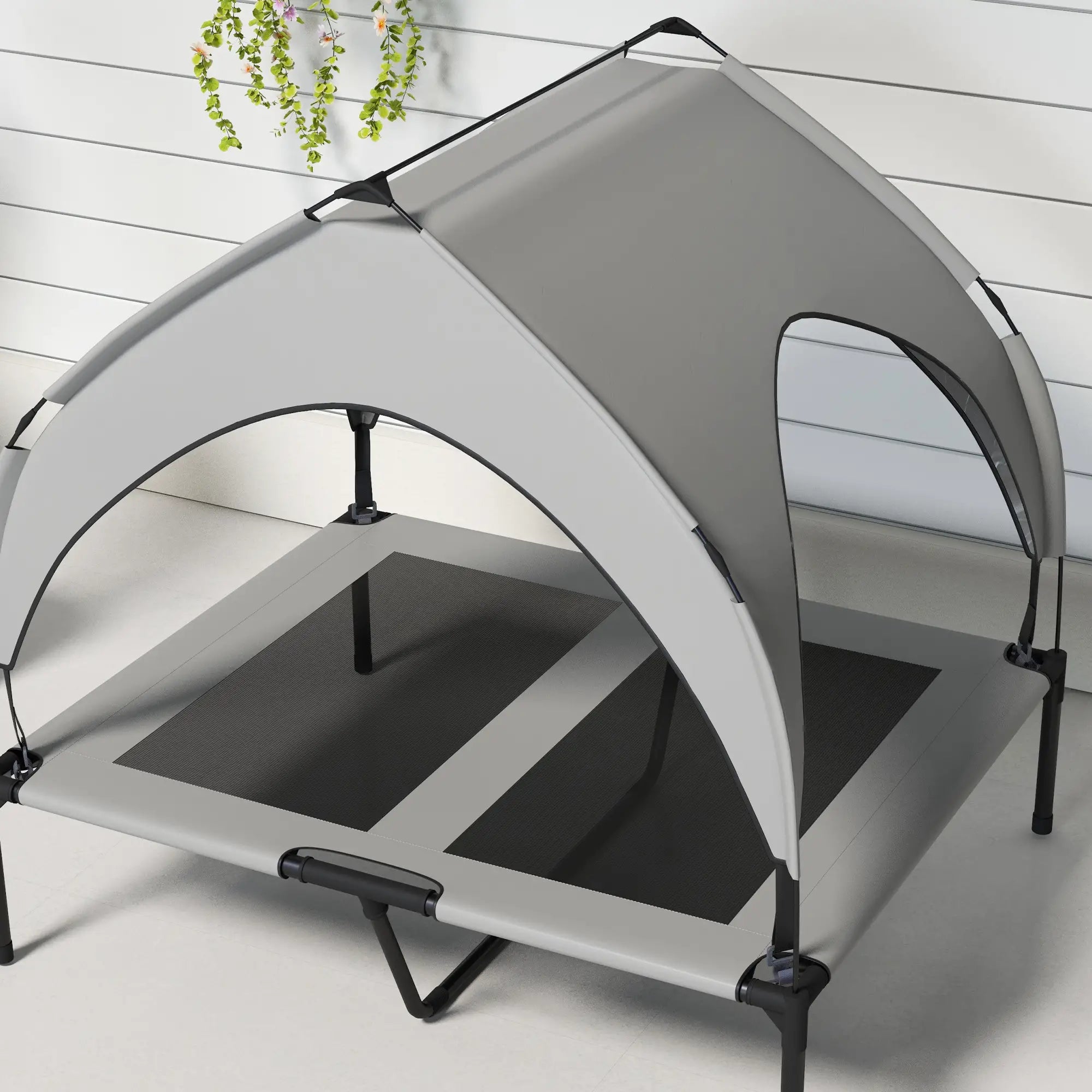 PawHut Verhoogd hondenbed outdoor met dak – Lichtgrijs, ademend