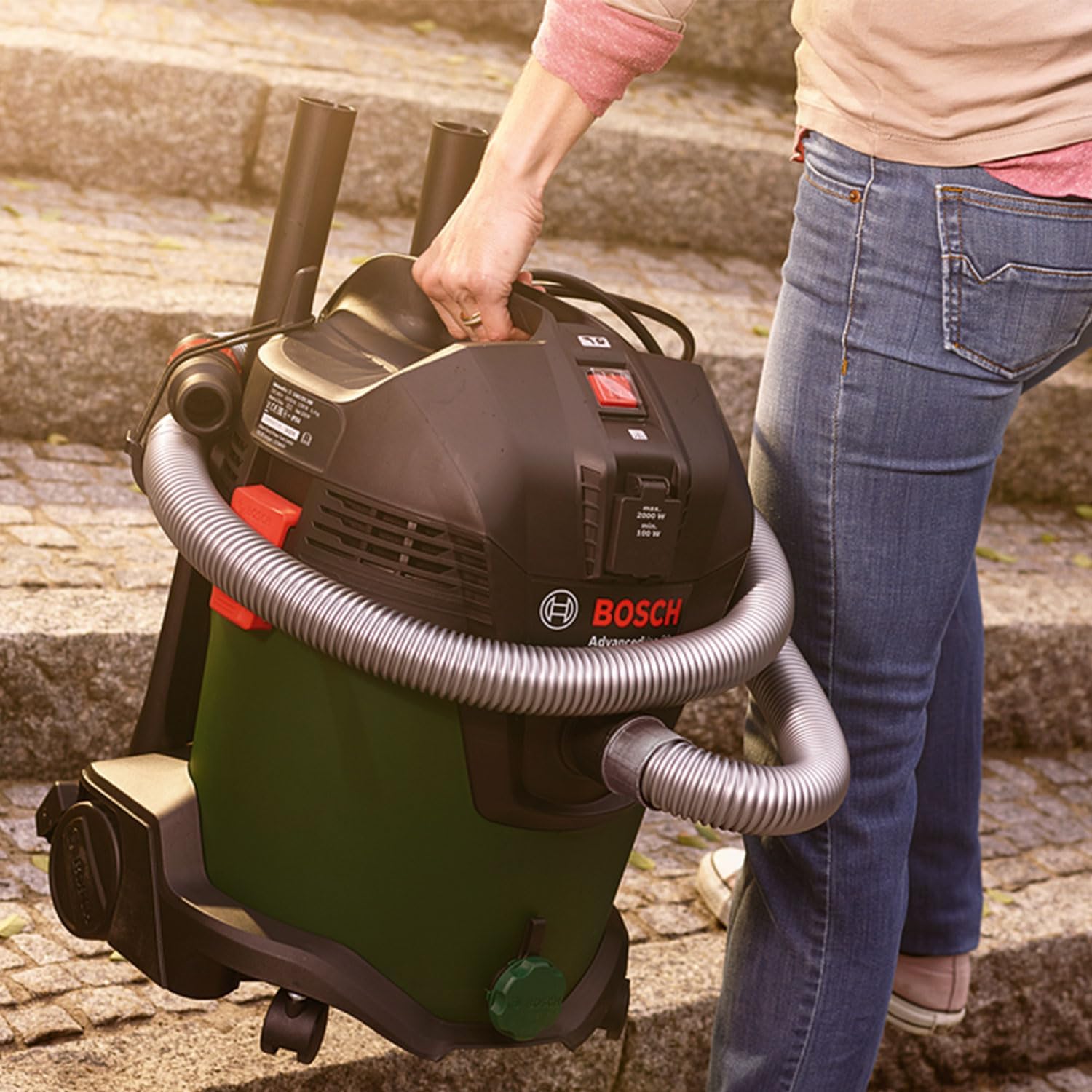 Bosch Nass- und Trocken Staubsauger AdvancedVac 20 (1200 Watt, 20 Liter Behltervolumen, in Karton)