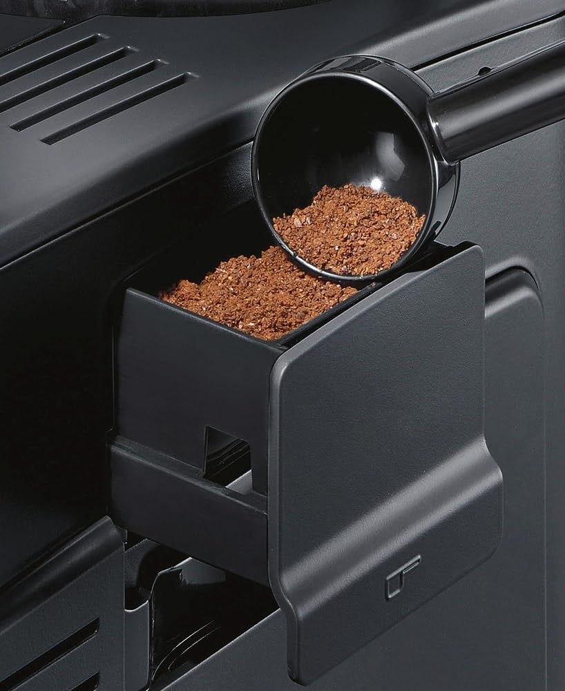 SIEMENS Volautomatische koffiemachine EQ6 plus s300 TE653501DE, voor vele koffiespecialiteiten, melkopschuimmondstuk, keramisch maalwerk, dubbele kopfunctie, antikalk, automatische stoomreiniging, 1500 W, zilver