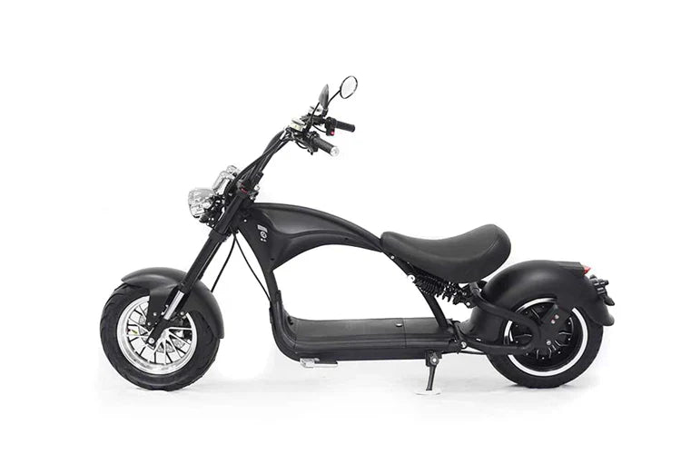 Mangosteen M1P elektrische chopper in matzwart – 2000W borstelloze motor, 60 km/u topsnelheid