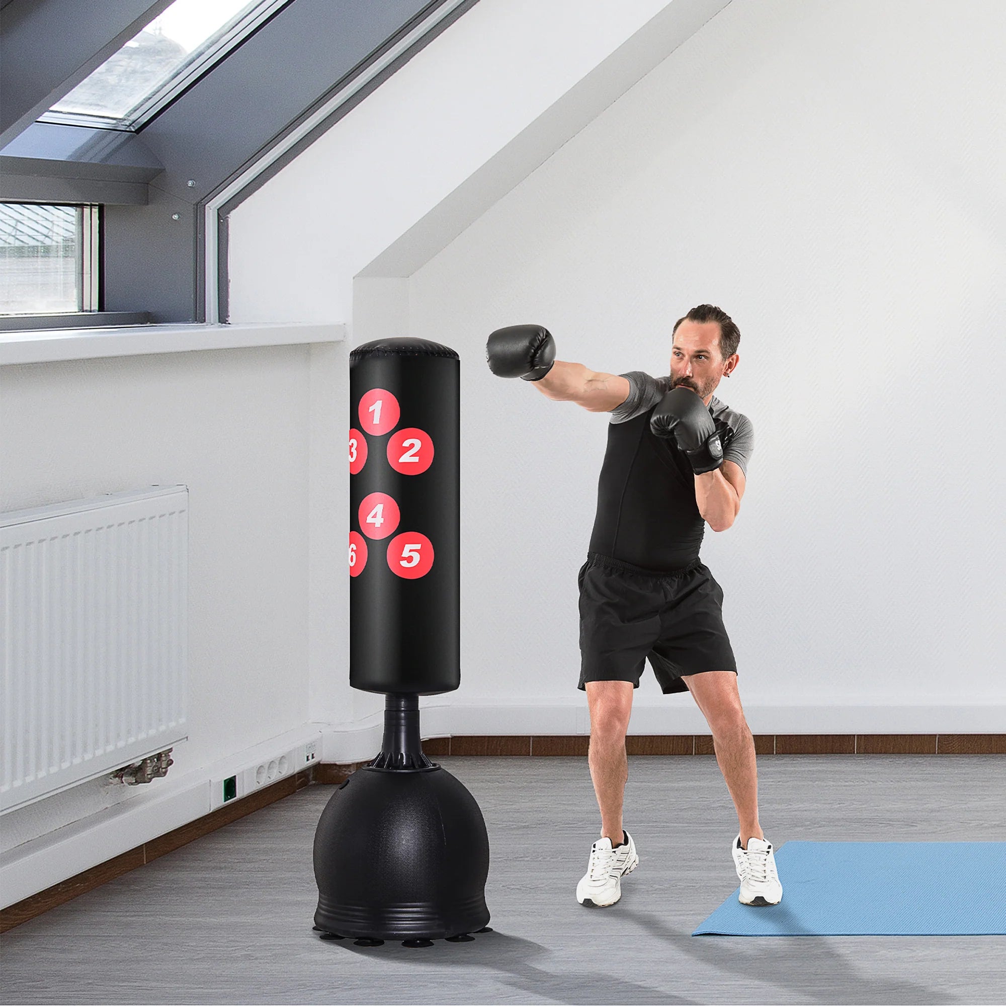 HOMCOM Staande bokszak vrijstaand met zuignappen en reflexsysteem