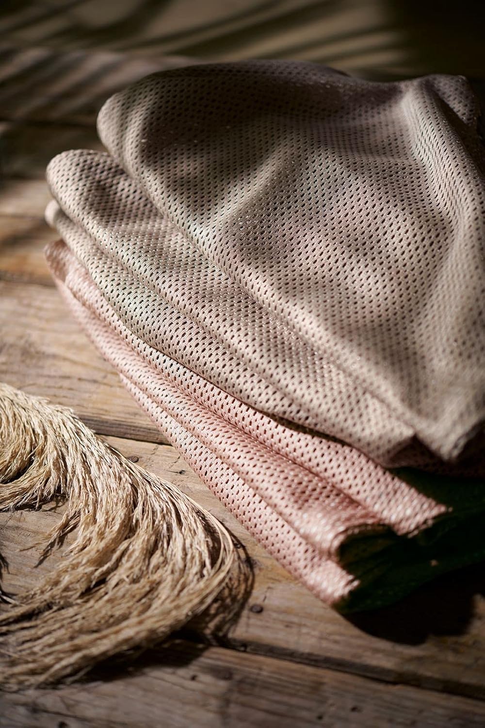 BabyBjörn Babywippe Bliss, geweven, blossom-quilting, zandgrijs