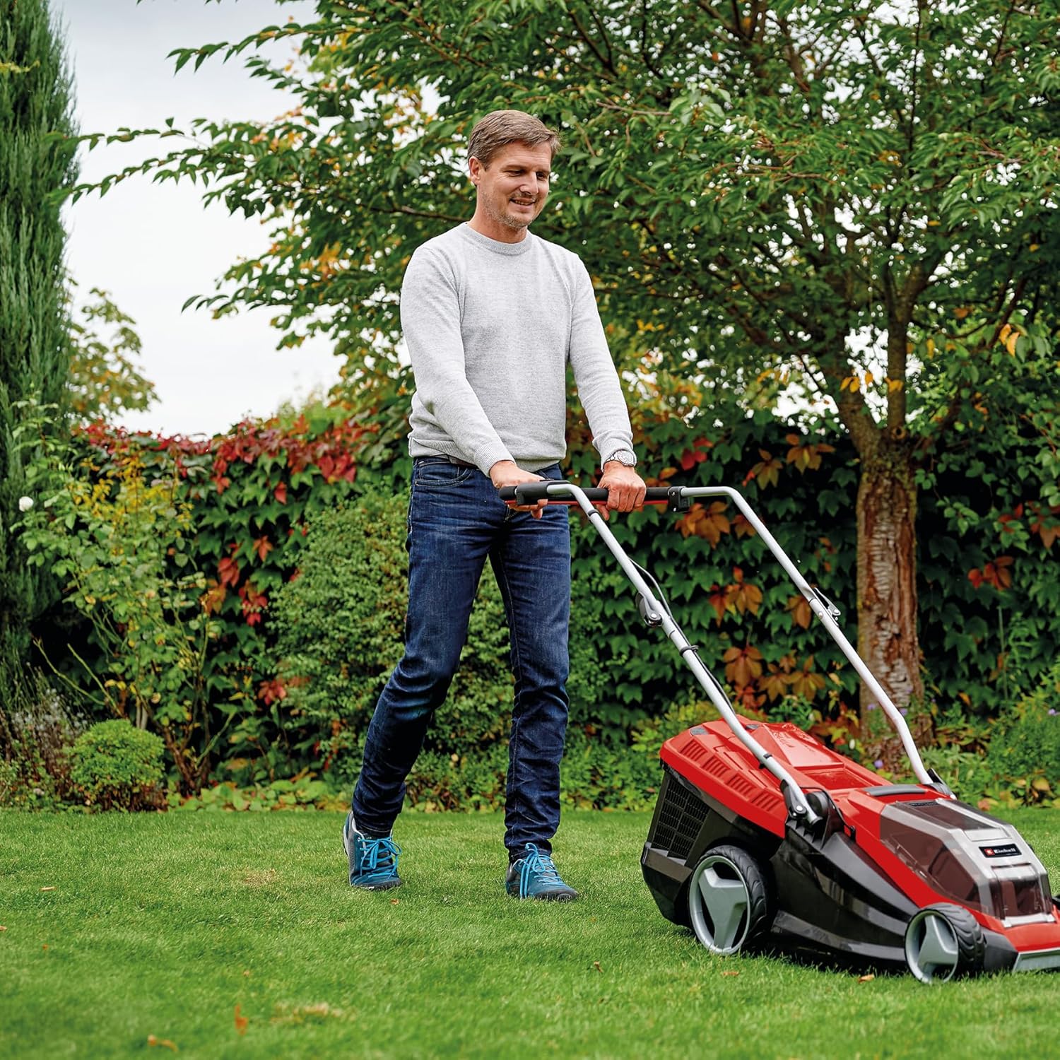 Einhell Accu grasmaaier GE-CM 36/36 Li Kit Power X-Change (36 V, 36 cm maaibreedte, tot 400 m², Brushless, 40L opvangzak, 25-75 mm maaihoogte, incl. 2x 4,0 Ah accu + 2x lader)