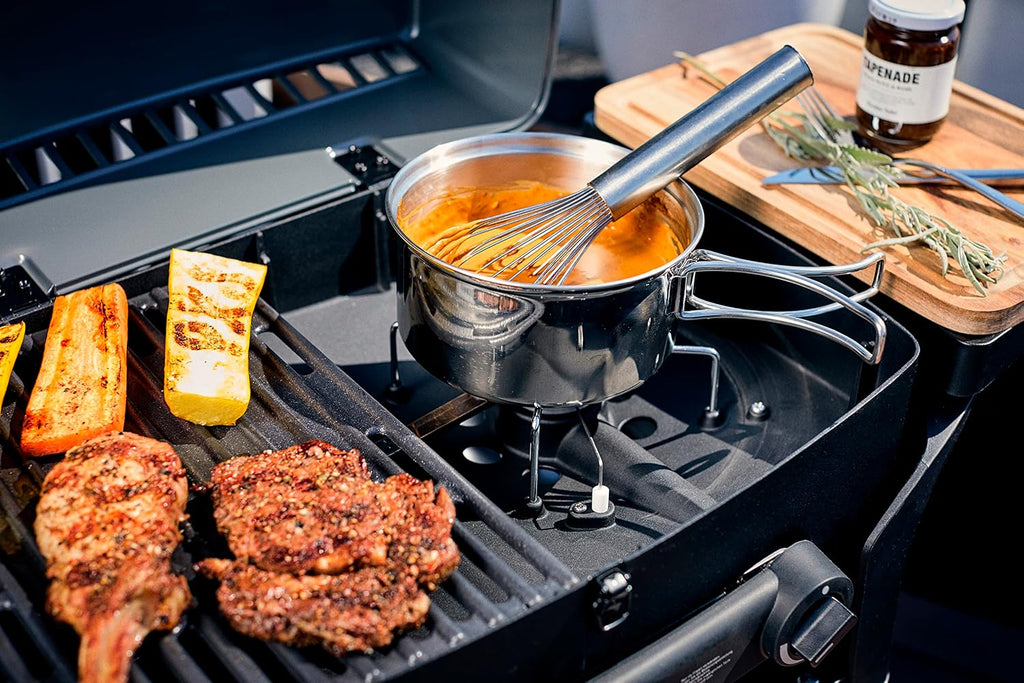 Enders Gasbarbecue Urban II Pro, tafelbarbecue, grill-, kook- en bakfunctie, 2 branders RVS, met grillthermometer, balkon-, campingbarbecue, gegoten aluminium behuizing, gietijzeren rooster, #2062
