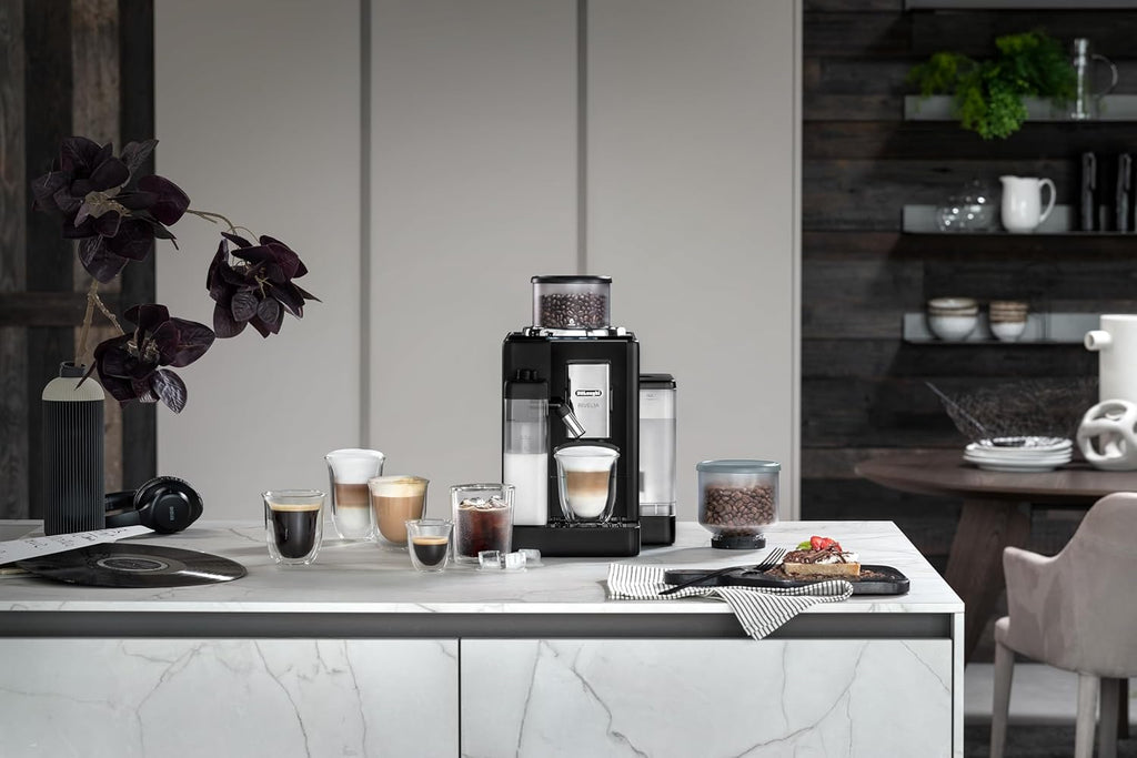 De'Longhi Rivelia EXAM440.55.W volautomatische espressomachine met LatteCrema-melksysteem, verwisselbaar bonenreservoir, 16 koffie- en melkdranken met één druk op de knop, Extra-Shot-functie, 3,5 inch touchscreen, wit