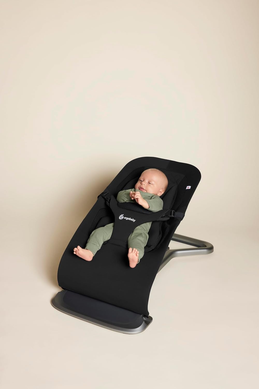 Ergobaby 3-in-1 Evolve Bouncer, Ergonomische wipstoel voor baby's vanaf de geboorte tot peuters, Babyschommel met zitverkleiner voor pasgeborenen (2,5 kg - 13,2 kg), Cream