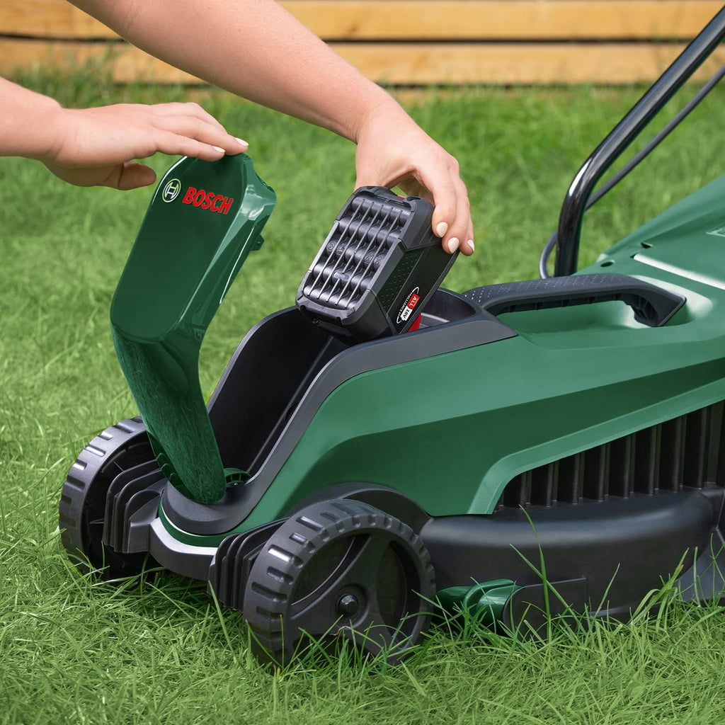 Bosch Accu grasmaaier CityMower 18V-32-300 (18 Volt, 1x accu 4,0 Ah, maaibreedte: 32 cm, gazonoppervlakken tot 300 m², in doos)
