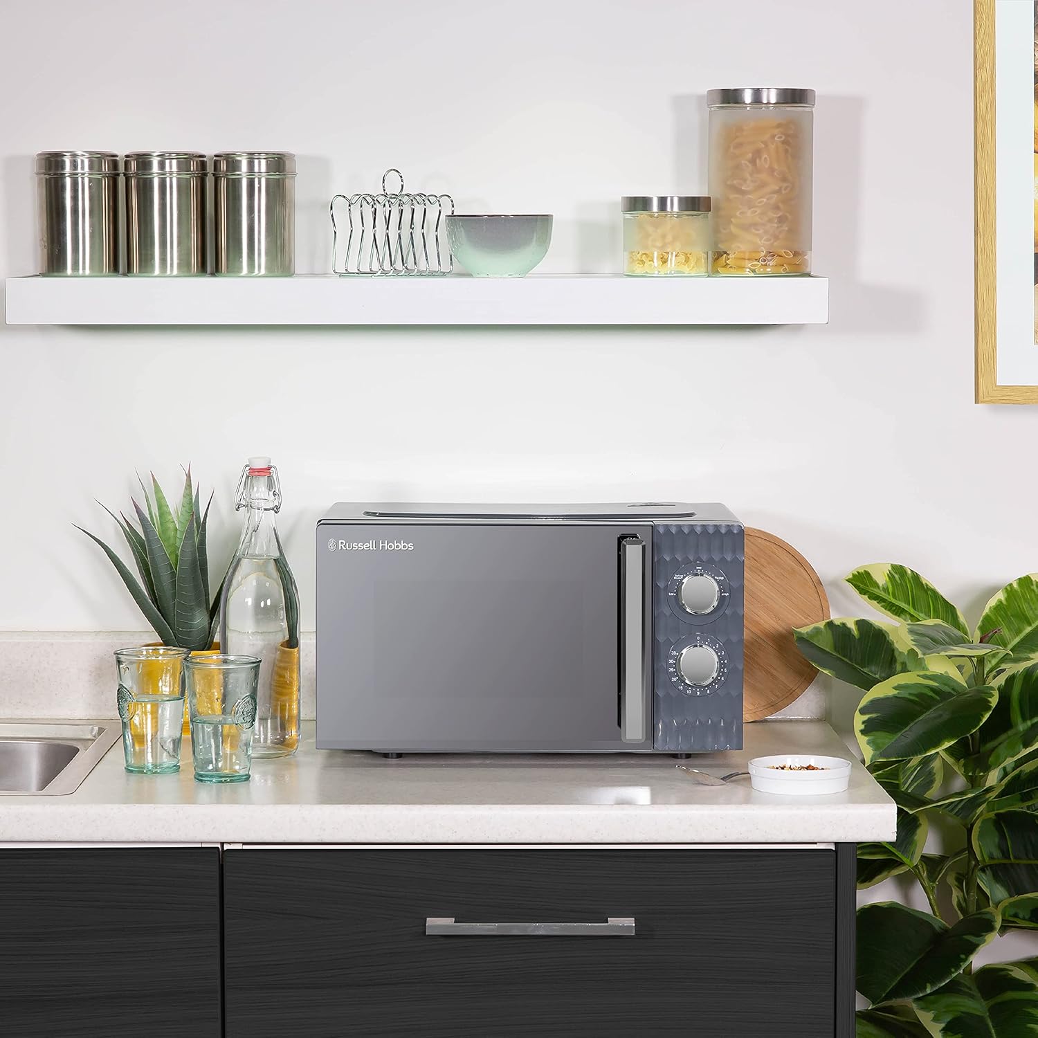 Russell Hobbs Honeycomb RHMM715G 17 liter 700 W grijs solo handmatige magnetron met 5 standen, geïntegreerde timer en ontdooifunctie