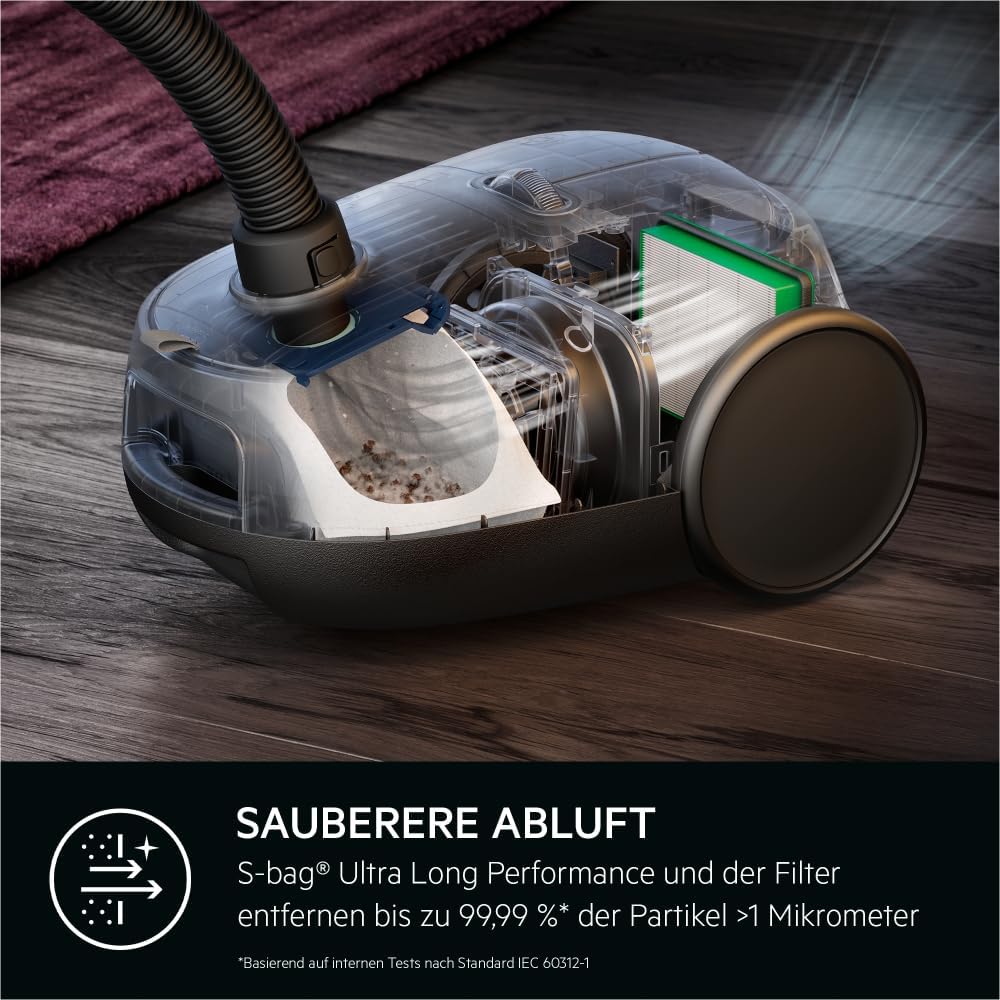 AEG CLEAN 6000 AB61C2DB stofzuiger met zak / hoge zuigkracht / incl. meubelmondstuk / 50% gerecycled plastic / ideaal voor huisdiereigenaren / reiniging van bekleding / 12 m snoer / 750 W / Blauw