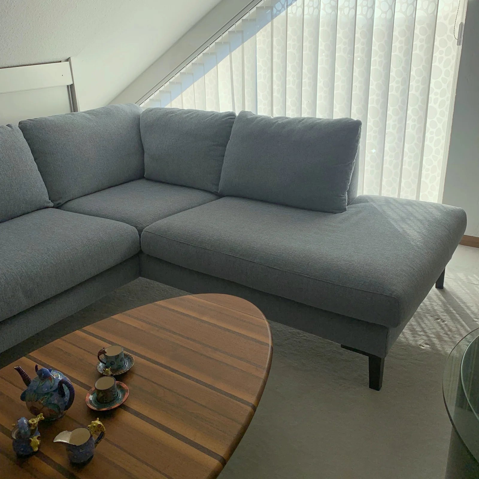 Showroommodel Sits hoekbank Anja, lichtblauw, 293 x 221 cm, hoes afneembaar