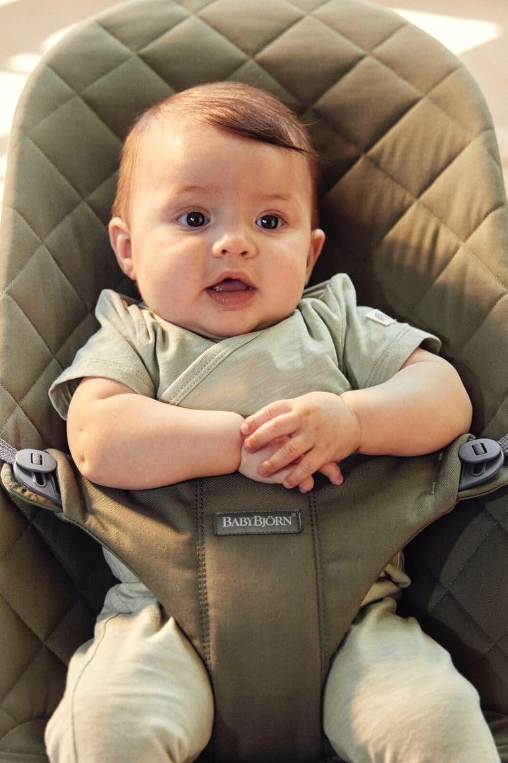 BabyBjörn Babywippe Bliss, geweven, blossom-quilting, zandgrijs