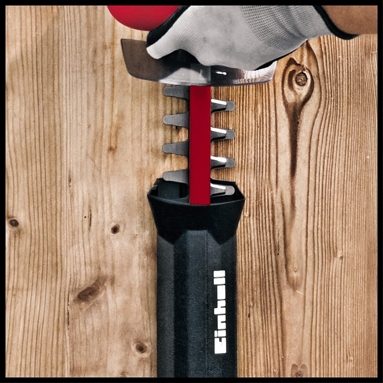 Einhell elektrische heggenschaar GE-EH 7067 (700 W, messen van geslepen en diamantgeslepen staal, metalen tandwielen, stootbescherming, incl. koker)