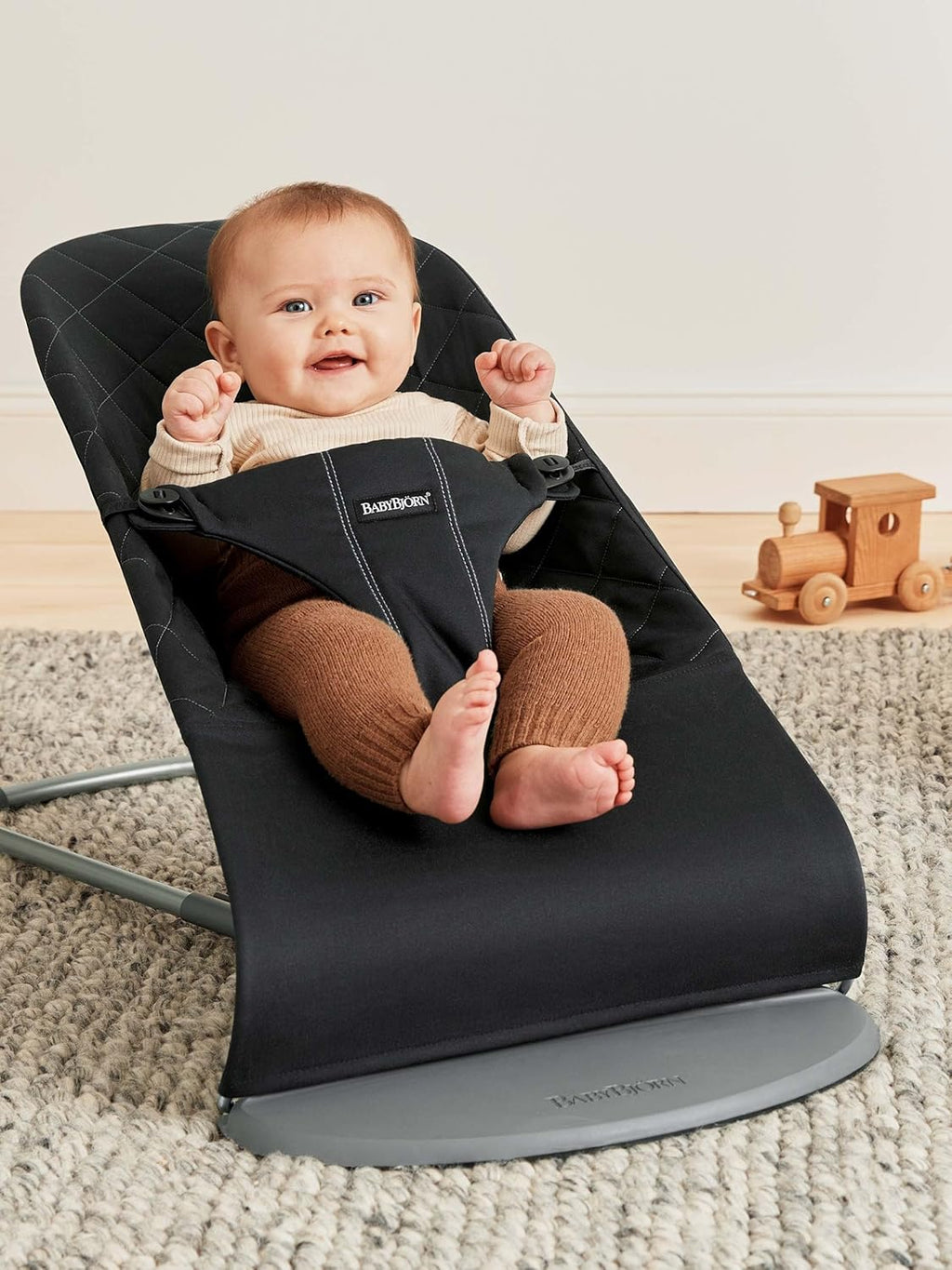 BabyBjörn Babywippe Bliss, geweven, blossom-quilting, zandgrijs