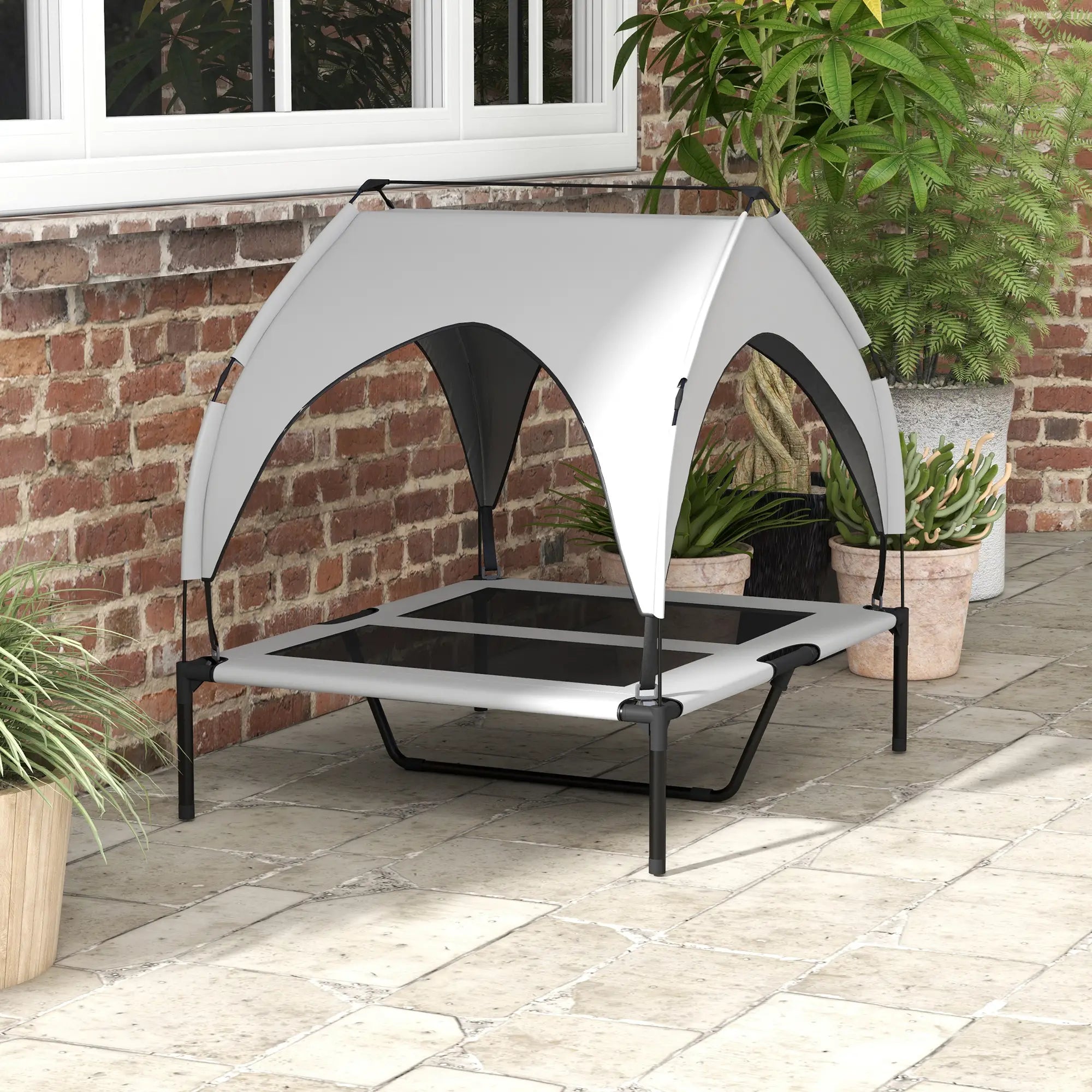 PawHut Verhoogd hondenbed outdoor met dak – Lichtgrijs, ademend