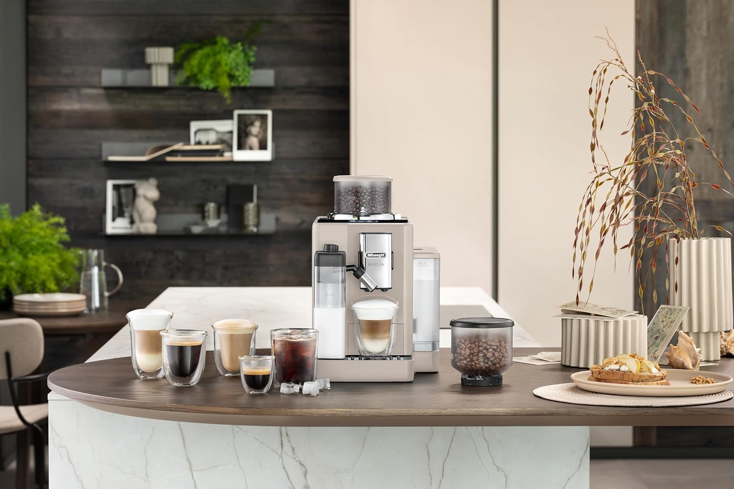 De'Longhi Rivelia EXAM440.55.W volautomatische espressomachine met LatteCrema-melksysteem, verwisselbaar bonenreservoir, 16 koffie- en melkdranken met één druk op de knop, Extra-Shot-functie, 3,5 inch touchscreen, wit