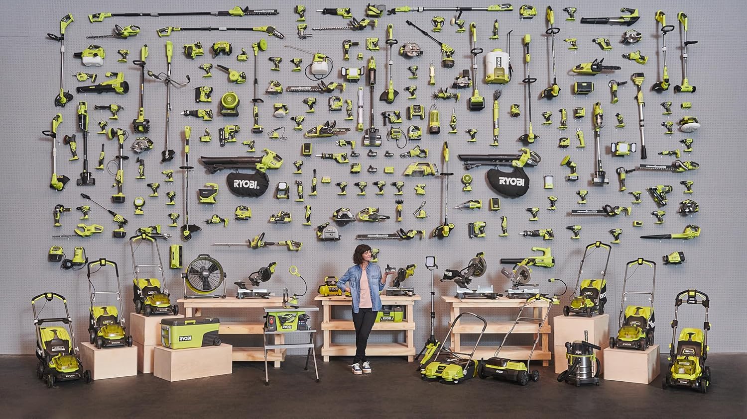 RYOBI 18 V ONE+ Accu-grasmaaier RLM18X33B40 (snijbreedte 33 cm, 5-voudige hoogteverstelling 25-65 mm, inklapbare duwbeugel, incl. mulchplug, 35l grasvangzak, 4,0Ah accu & lader)