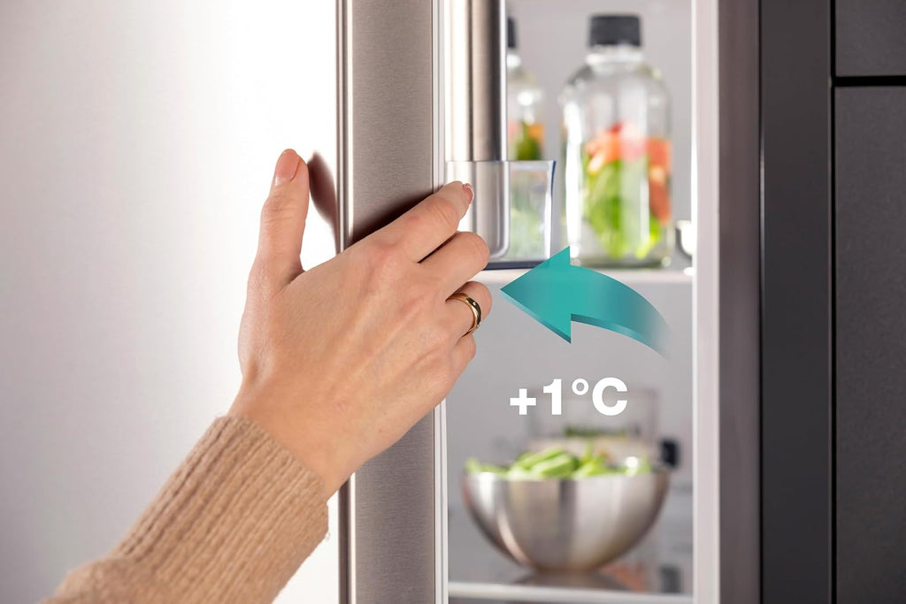Hisense RB327N4AD2 koel-vriescombinatie/ NoFrostPlus/ Multiflow 360°/ HolidayMode/ FreshZone/ 182,4 cm/ koelgedeelte 171 l/ vriesgedeelte 85 l/ 41 dB/ 287 kWh/ jaar/ roestvrijstalen look