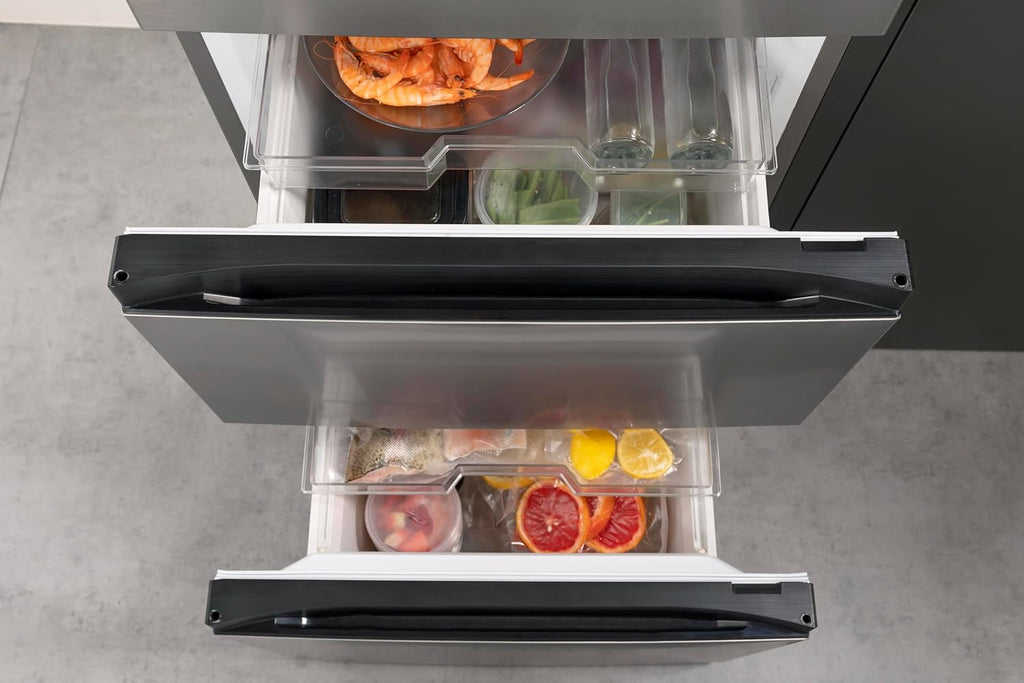 Hisense RB327N4AD2 koel-vriescombinatie/ NoFrostPlus/ Multiflow 360°/ HolidayMode/ FreshZone/ 182,4 cm/ koelgedeelte 171 l/ vriesgedeelte 85 l/ 41 dB/ 287 kWh/ jaar/ roestvrijstalen look