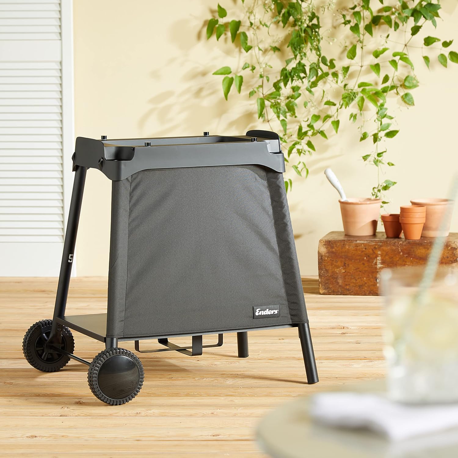 Enders Gasbarbecue Urban II Pro, tafelbarbecue, grill-, kook- en bakfunctie, 2 branders RVS, met grillthermometer, balkon-, campingbarbecue, gegoten aluminium behuizing, gietijzeren rooster, #2062