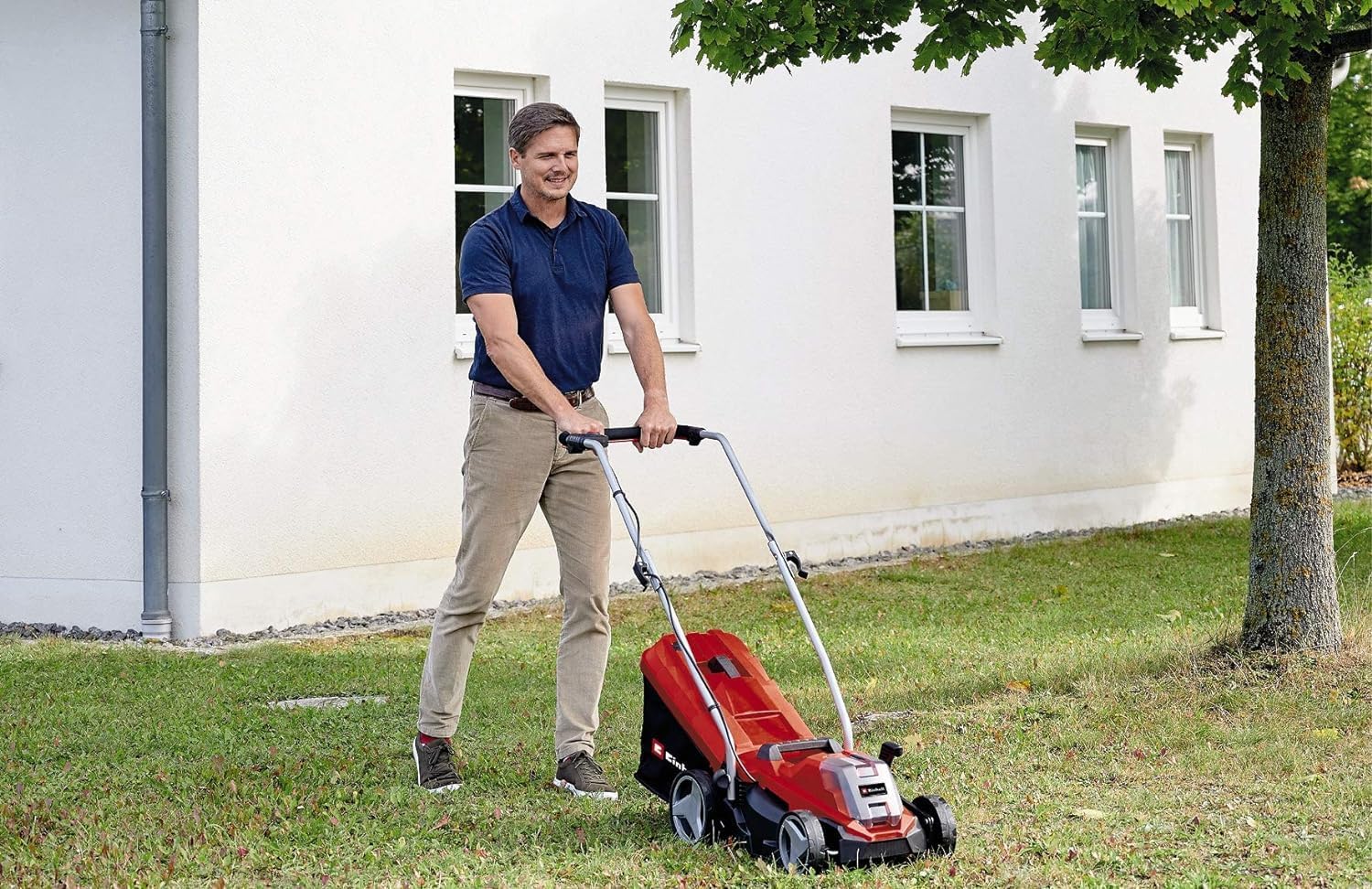 Einhell Accu-grasmaaier GE-CM 18/33 Li Kit Power X-Change (18 V, 33 cm maaibreedte, tot 200 m², borstelloos, 30L opvangzak, 25-65 mm maaihoogte, incl. 4,0 Ah accu + oplader)