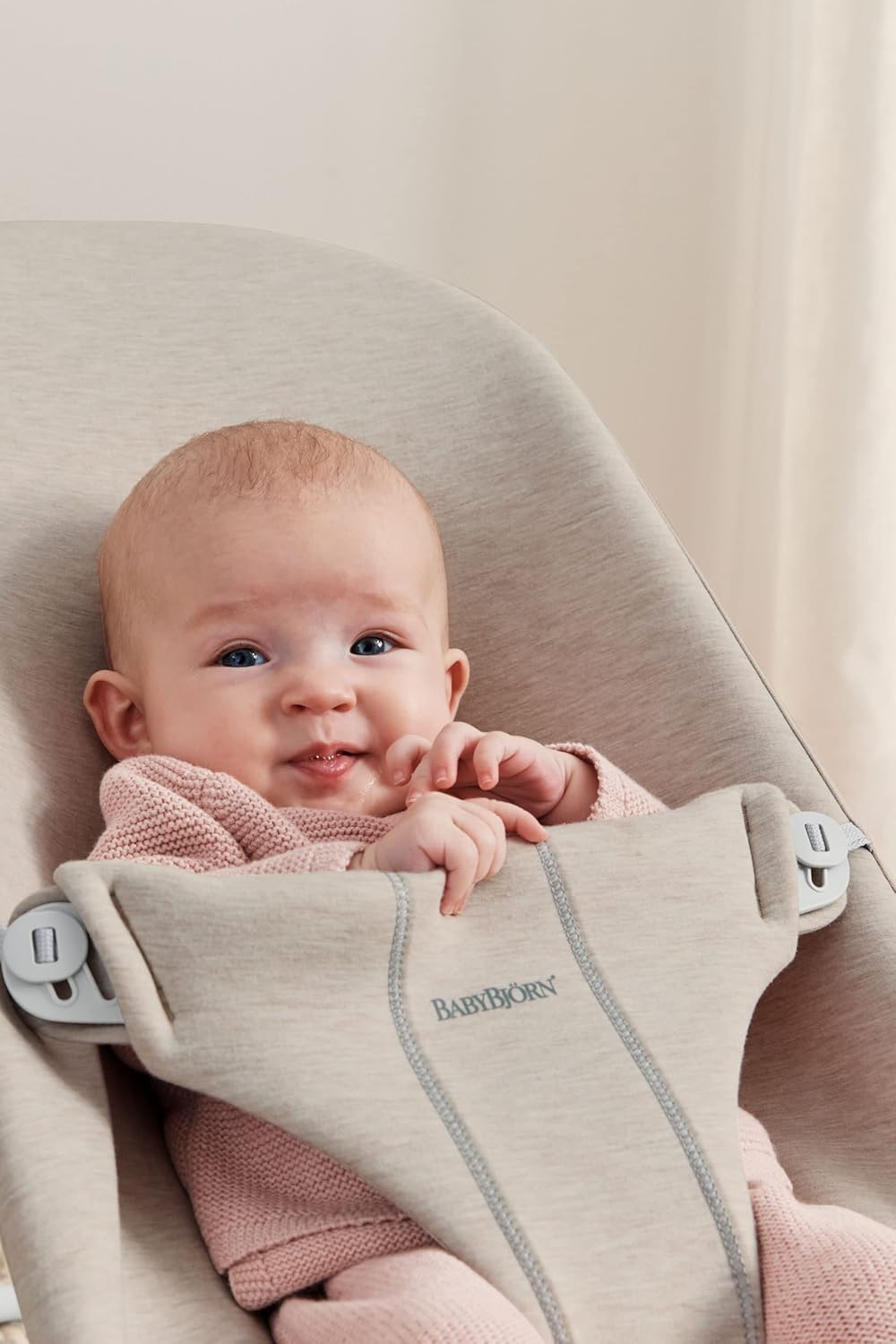 BabyBjörn Babywippe Bliss, geweven, blossom-quilting, zandgrijs