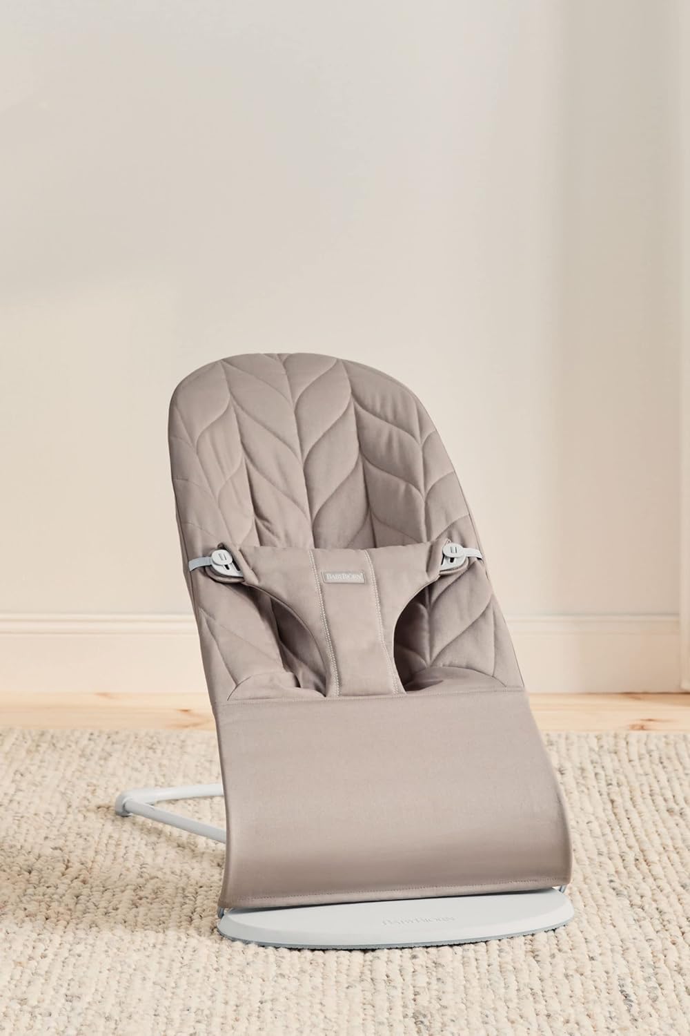 BabyBjörn Babywippe Bliss, geweven, blossom-quilting, zandgrijs